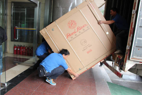 红毛镇钢琴贵重工艺品无忧运